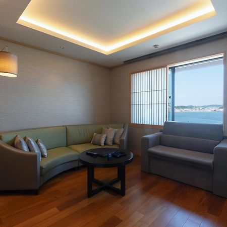 Enoshima Hotel ーenoshima Island Spa Hotel Buildingー Fudzsiszava Kültér fotó
